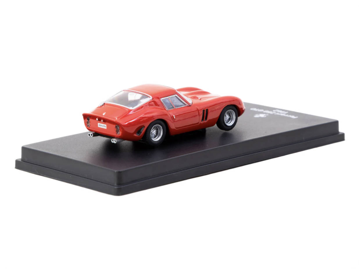 Car in Magazine CENTAURIA IXO  - Die Cast Car 1 64 avaliação e preço