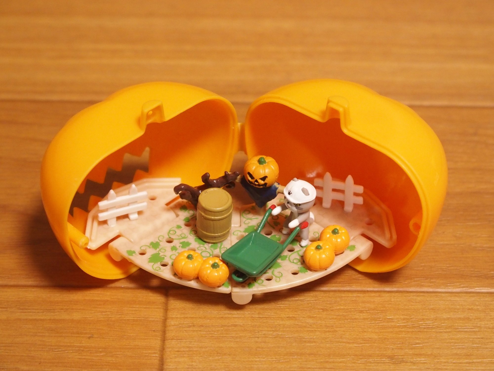 Tarlin capsule toys kawaii 2-w - Capsule Toy Gashapon avaliação e preço
